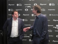 Etienne Bacrot mit dem schlauen Grischuk